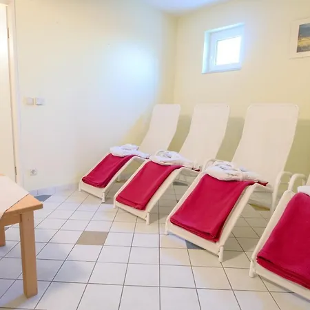 Residenz Am 6-74 شقة *